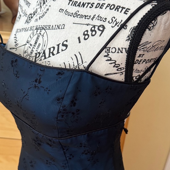 Elegant Blue evening wedding guest  Dress gown - Picture 3 of 9